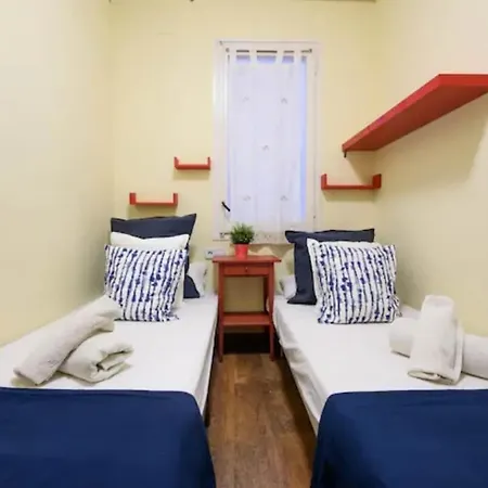 Ramblas Spacious & Design 4br Flat With Balcony 15m Ramblas Apartamento