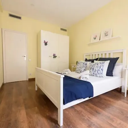 Apartamento Ramblas Spacious & Design 4br Flat With Balcony 15m Ramblas