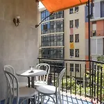 Ramblas Spacious & Design 4br Flat With Balcony 15m Ramblas Lägenhet