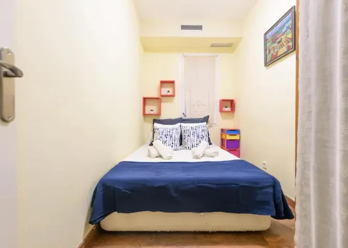Appartamento Ramblas Spacious & Design 4br Flat With Balcony 15m Ramblas