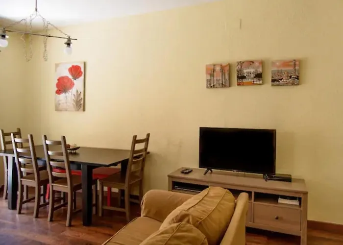 Ramblas Spacious & Design 4br Flat With Balcony 15m Ramblas Appartamento Barcellona
