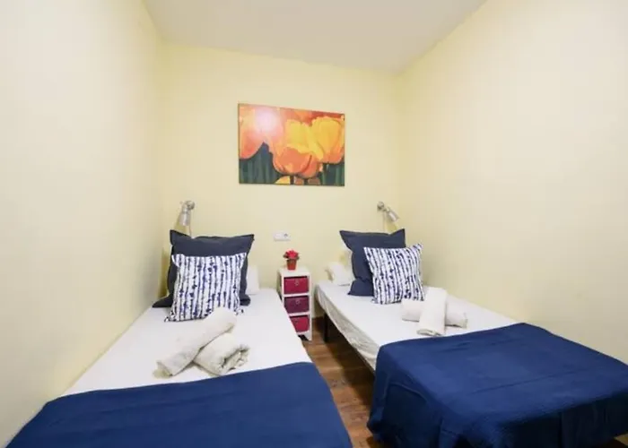 Appartamento Ramblas Spacious & Design 4br Flat With Balcony 15m Ramblas *