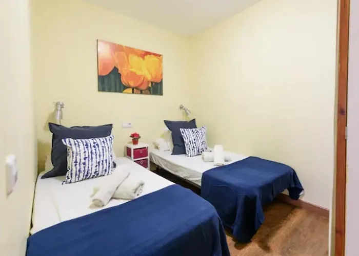 Ramblas Spacious & Design 4br Flat With Balcony 15m Ramblas * Barcellona