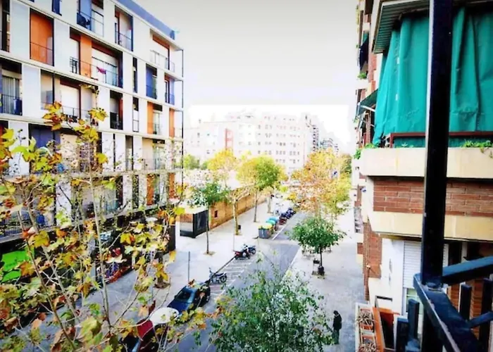Appartamento Ramblas Spacious & Design 4br Flat With Balcony 15m Ramblas