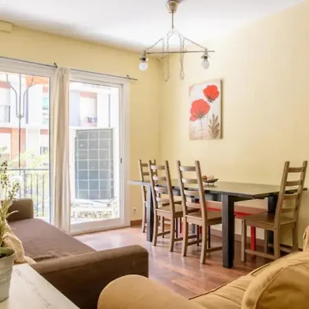 Ramblas Spacious & Design 4br Flat With Balcony 15m Ramblas Apartment Barcelona
